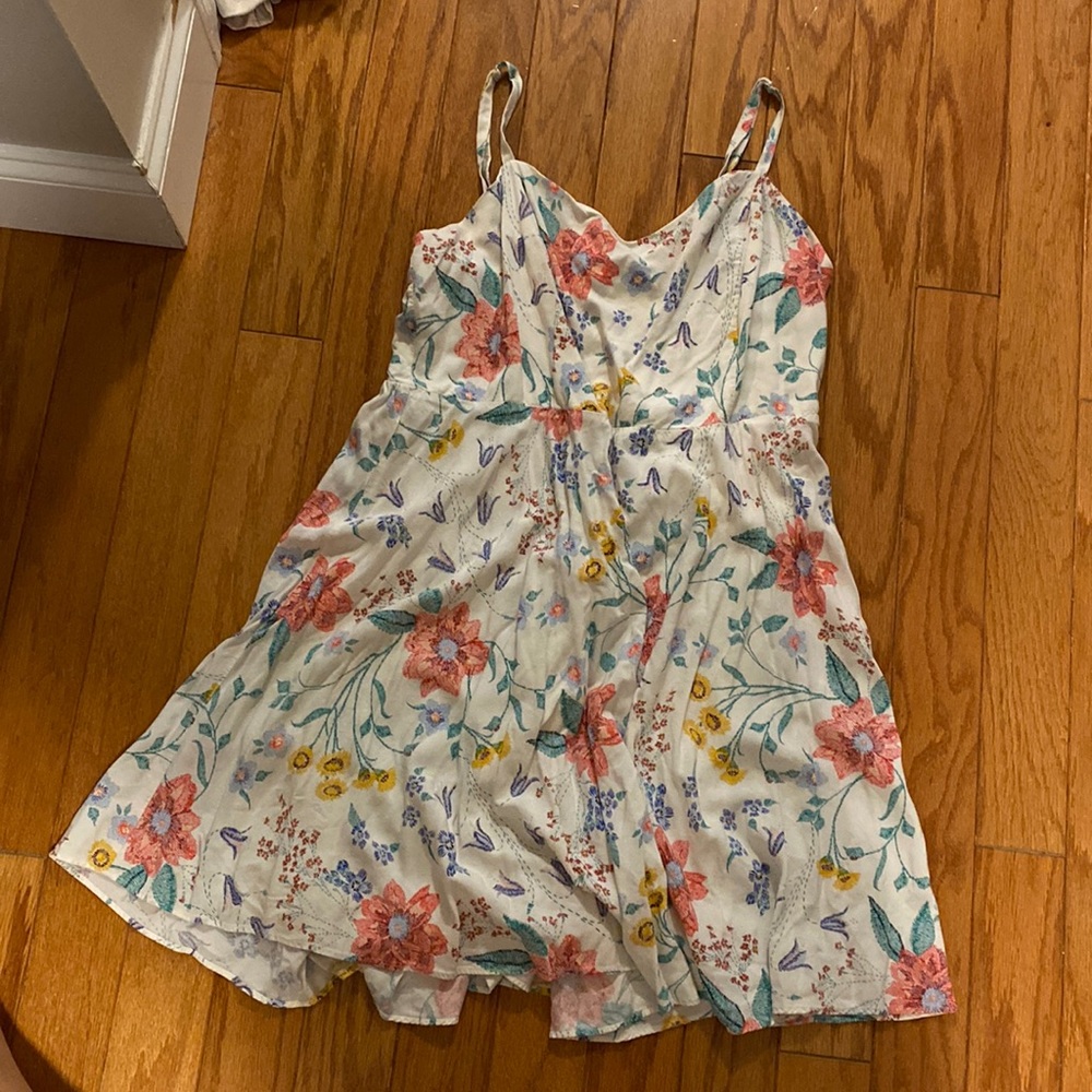 Old navy spaghetti strap White flowery dress